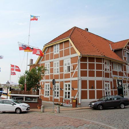 Zum Alten Schifferhaus Lauenburg Exterior foto
